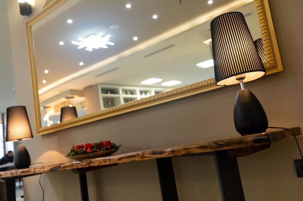 Hotel Kraal Vlorë